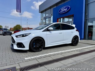 Ford Focus RS  2016