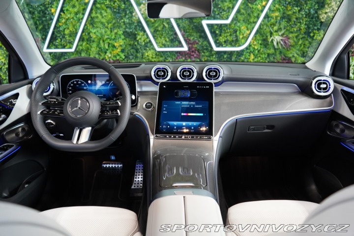 Mercedes-Benz Ostatní modely GLC 400e*4M*COUPE*AMG*TAŽNÉ*3 2025