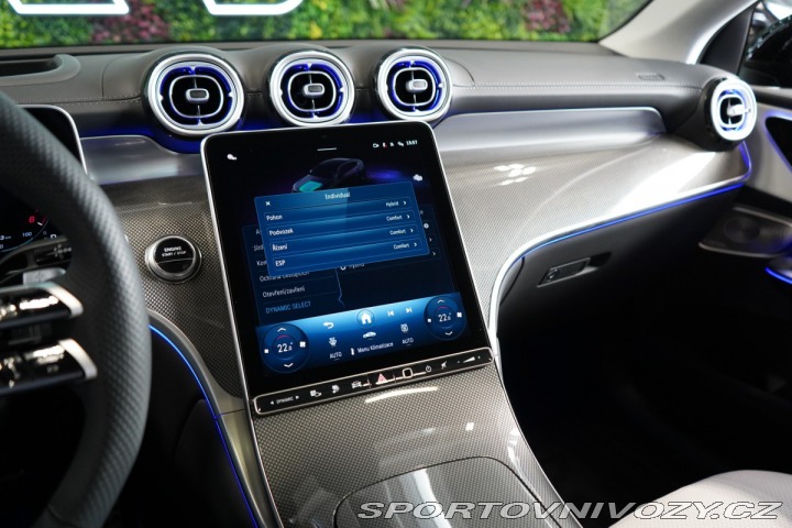 Mercedes-Benz Ostatní modely GLC 400e*4M*COUPE*AMG*TAŽNÉ*3 2025