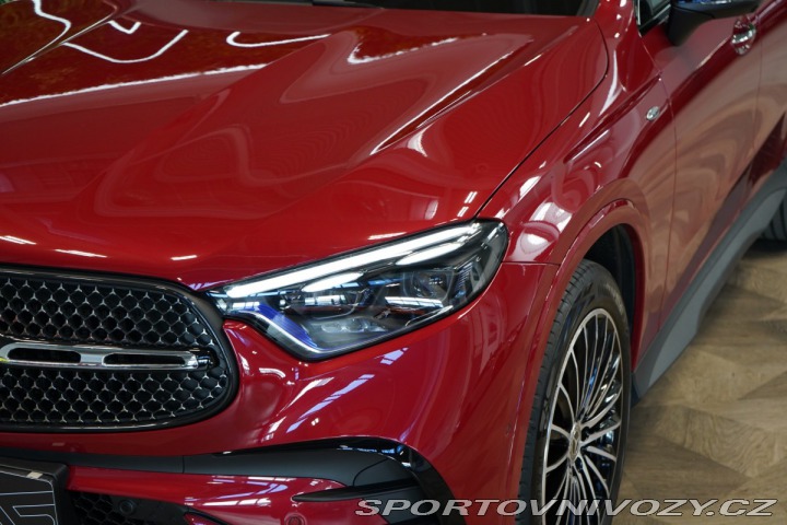 Mercedes-Benz Ostatní modely GLC 400e*4M*COUPE*AMG*TAŽNÉ*3 2025