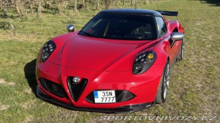 Alfa Romeo 4C  2015