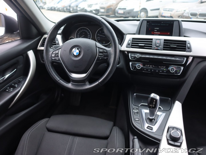BMW 3 Sport Line 330e iPerforma 2018