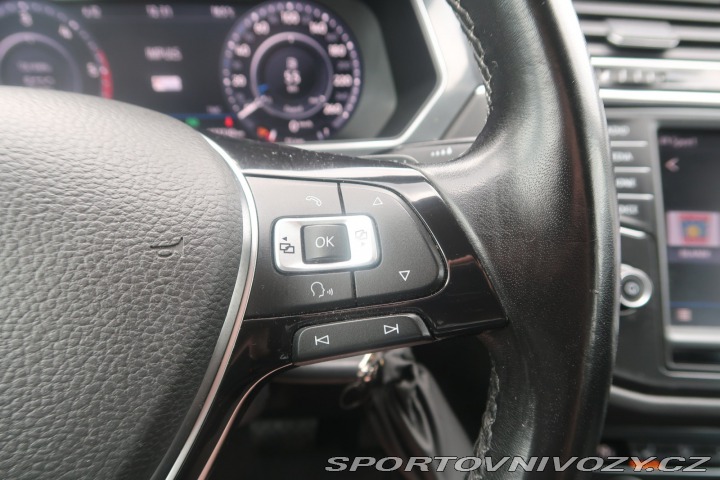 Volkswagen Ostatní modely Tiguan Highline 2.0 BiTDI 2017