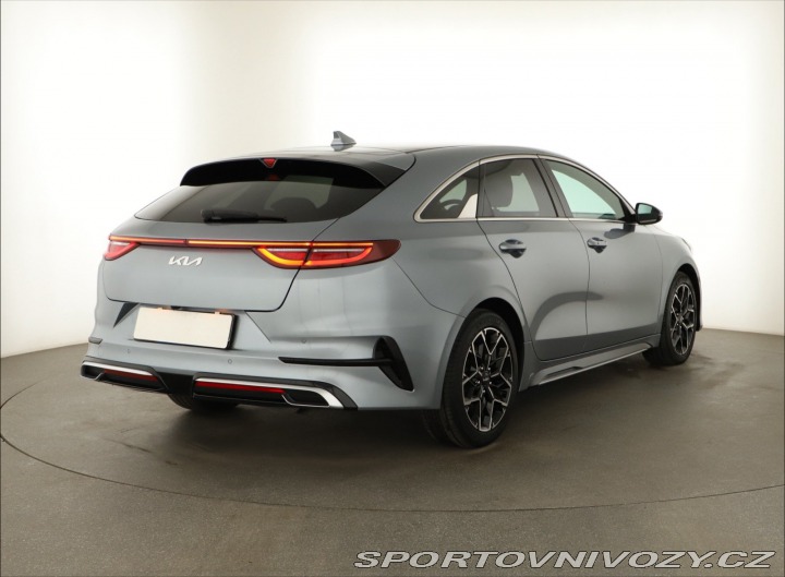 Kia ProCeed GT Line Plus 1.5 T-GDI 2022