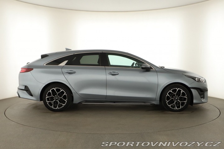 Kia ProCeed GT Line Plus 1.5 T-GDI 2022