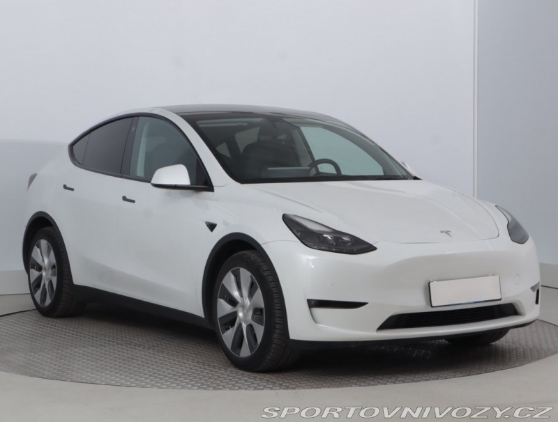 Tesla Model Y . Long Range AWD 75kWh