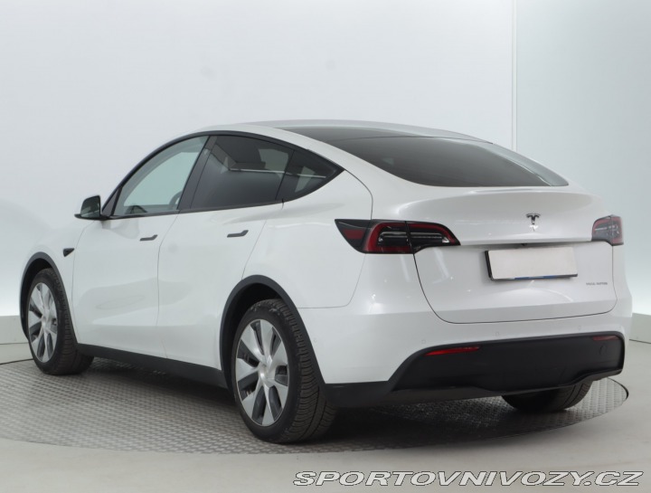 Tesla Model Y . Long Range AWD 75kWh 2021