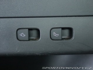 Tesla Model Y . Long Range AWD 75kWh 2021