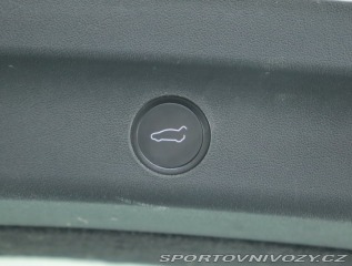 Tesla Model Y . Long Range AWD 75kWh 2021