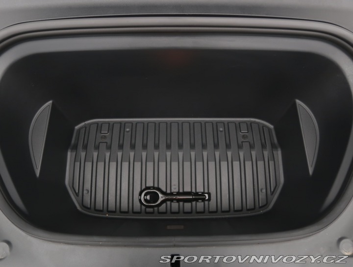 Tesla Model Y Long Range AWD 79kWh 2022