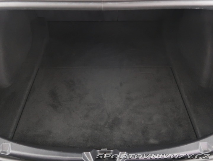 Tesla Model 3 Std Range Plus 52kWh 2019