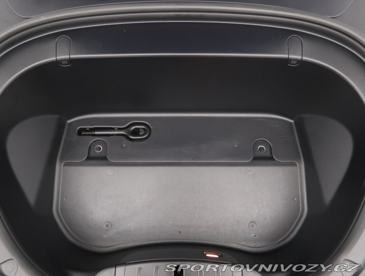 Tesla Model 3 Std Range Plus 52kWh 2019