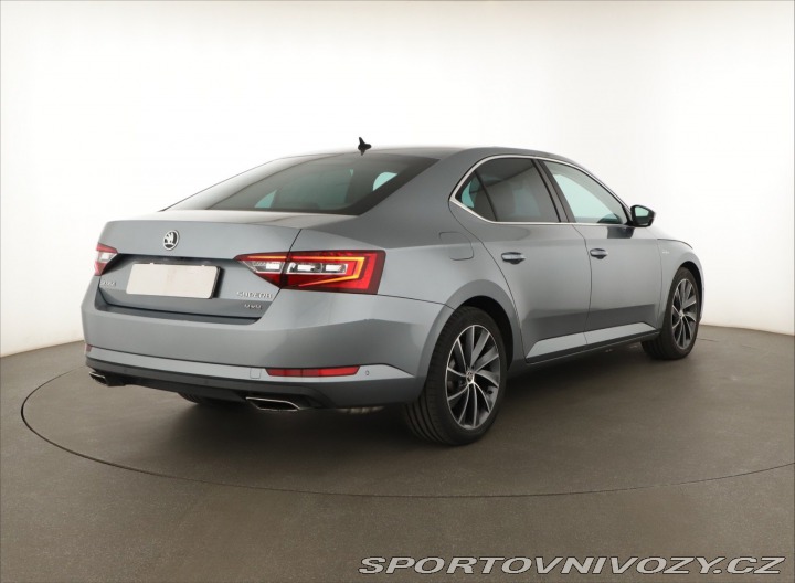 Škoda Superb Laurin&Klement 2.0 TS 2016