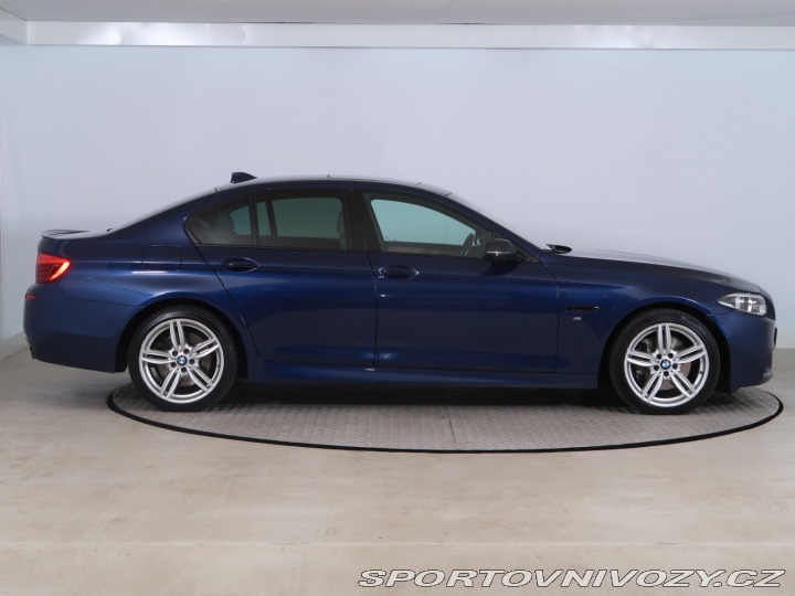 BMW 5 M Sport 535d xDrive 2015