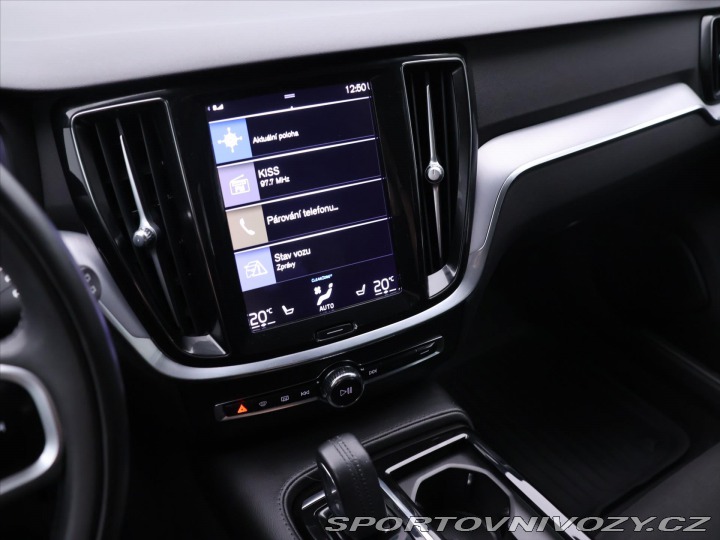 Volvo V60 2,0 B5 AWD Momentum Pro A 2020