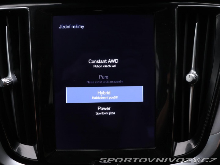Volvo V60 2,0 B5 AWD Momentum Pro A 2020