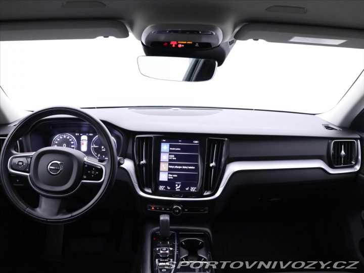 Volvo V60 2,0 B5 AWD Momentum Pro A 2020