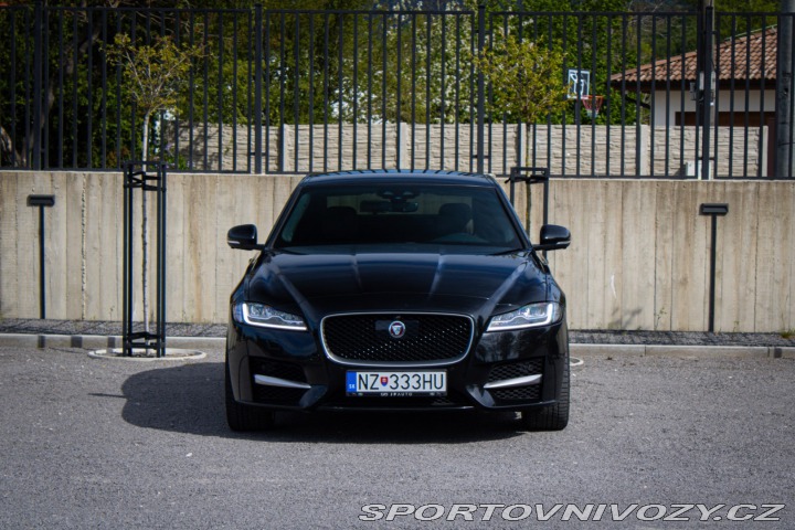 Jaguar XF 2.0D I4 240k R-Sport AWD 2020