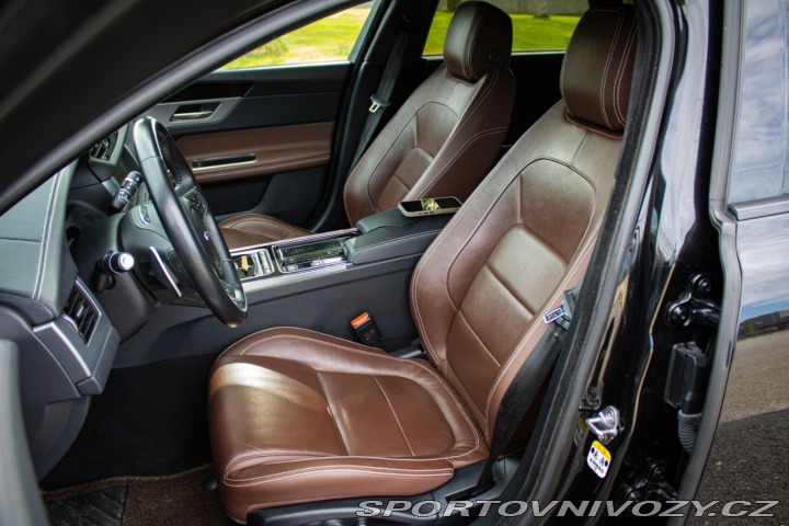 Jaguar XF 2.0D I4 240k R-Sport AWD 2020