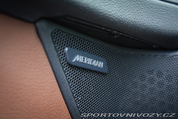 Jaguar XF 2.0D I4 240k R-Sport AWD 2020