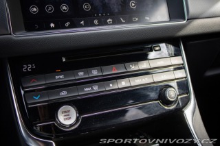 Jaguar XF 2.0D I4 240k R-Sport AWD 2020