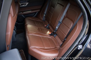 Jaguar XF 2.0D I4 240k R-Sport AWD 2020