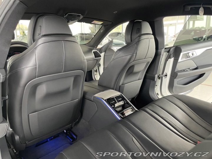 BMW 8 840d xD*M-SPORT*Laser*Dov 2020