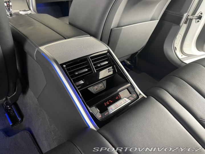 BMW 8 840d xD*M-SPORT*Laser*Dov 2020