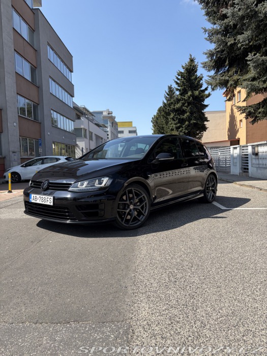 Volkswagen Golf R