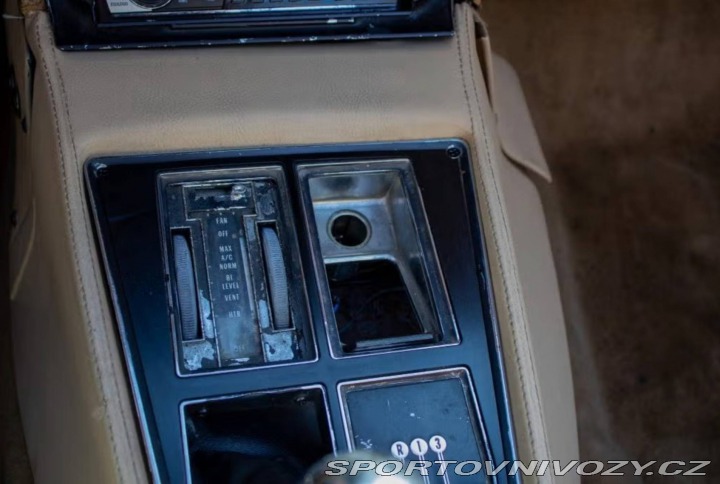 Chevrolet Corvette C3 Stingray 350 1976