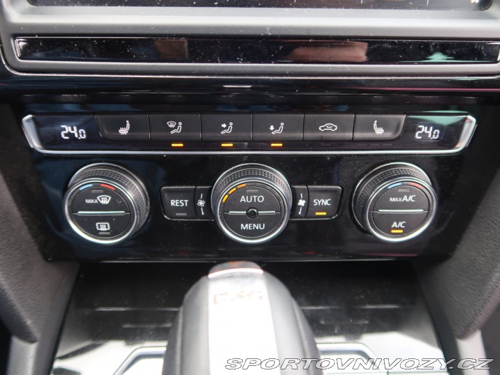 Volkswagen Ostatní modely Passat R-Line 2.0 BiTDI 2015