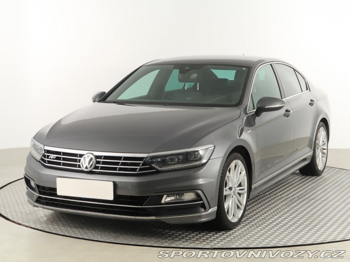 Volkswagen Ostatní modely Passat R-Line 2.0 BiTDI 2015