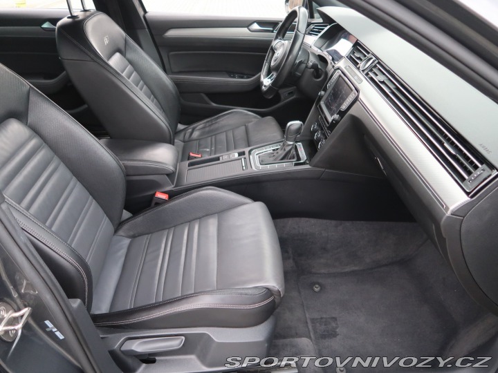 Volkswagen Ostatní modely Passat R-Line 2.0 BiTDI 2015
