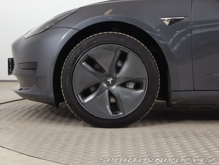 Tesla Model 3 Std Range Plus LFP 2020