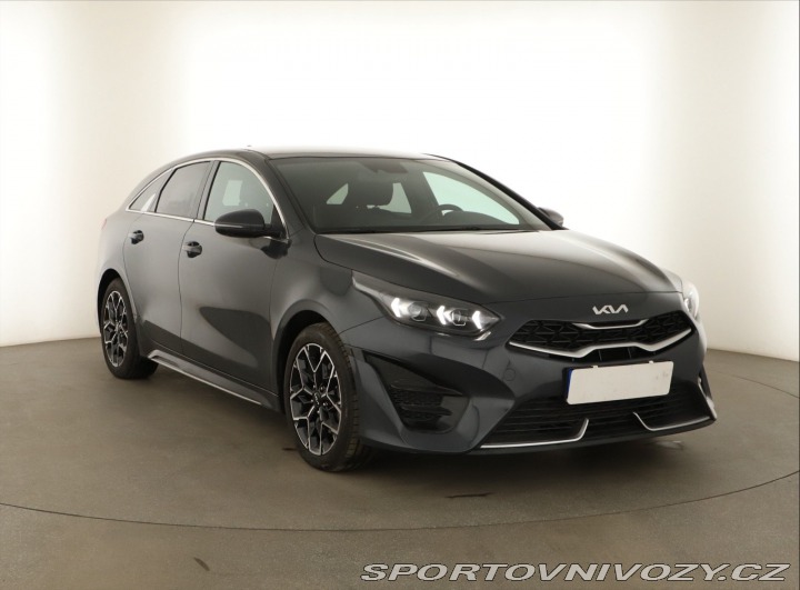 Kia ProCeed GT Line Plus 1.5 T-GDI 2022