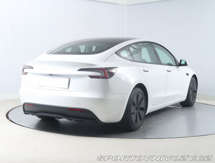 Tesla Model 3 Standard Range LFP 2023