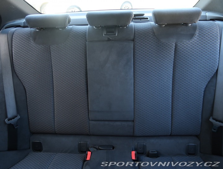 BMW 3 330e iPerformance 2017