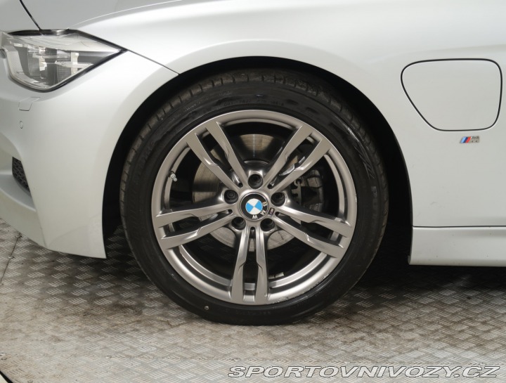 BMW 3 330e iPerformance 2017