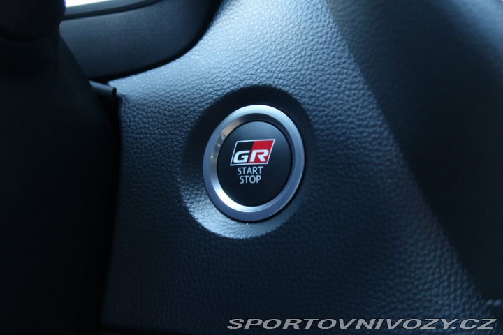 Toyota Corolla 2.0 Hybrid 2025