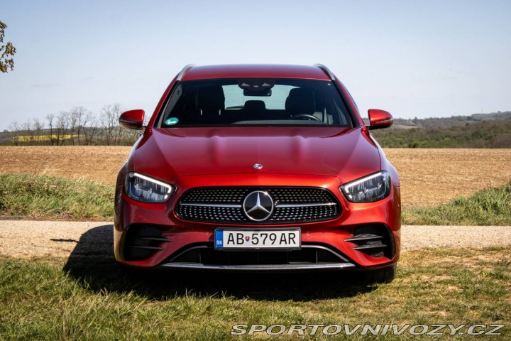 Mercedes-Benz E Kombi  E300de AMG Line 14 2022