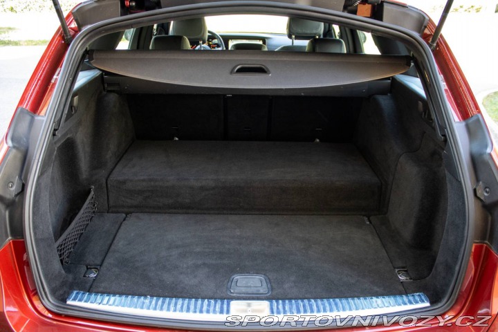 Mercedes-Benz E Kombi  E300de AMG Line 14 2022