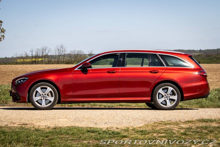 Mercedes-Benz E Kombi  E300de AMG Line 14 2022