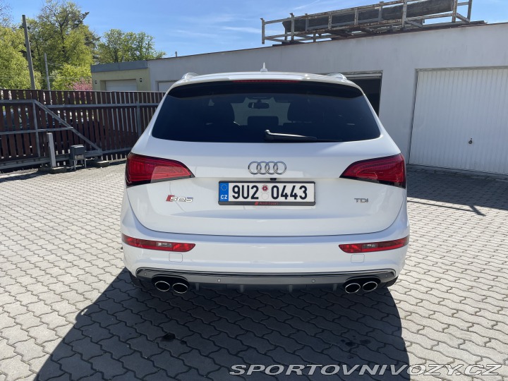 Audi SQ5  2015