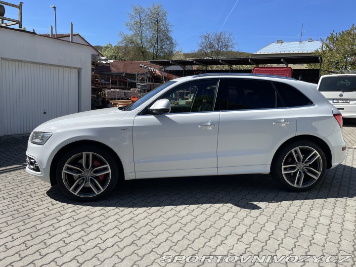 Audi SQ5  2015