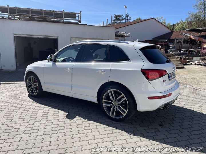 Audi SQ5  2015
