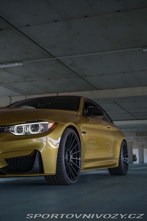 BMW M4 F82 Austin Yellow 2014