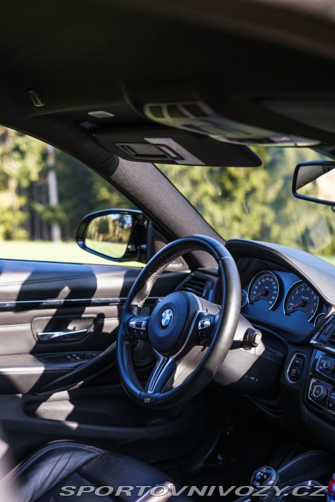 BMW M4 F82 Austin Yellow 2014
