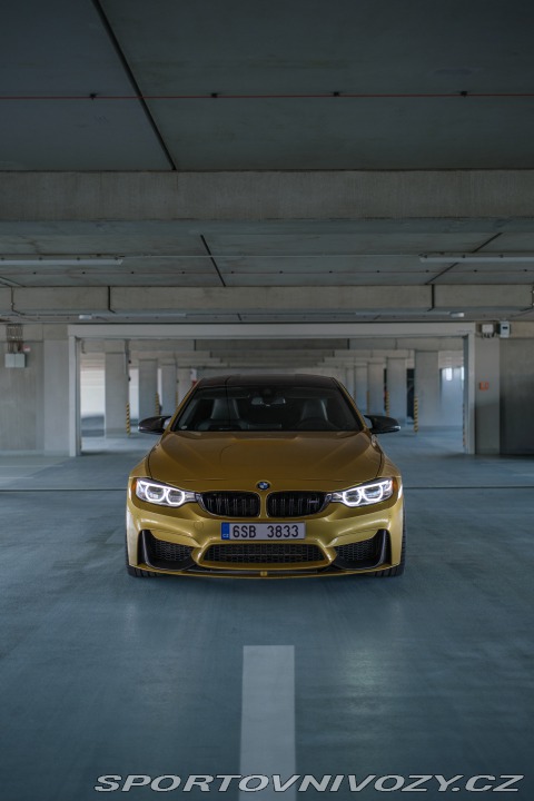 BMW M4 F82 Austin Yellow 2014