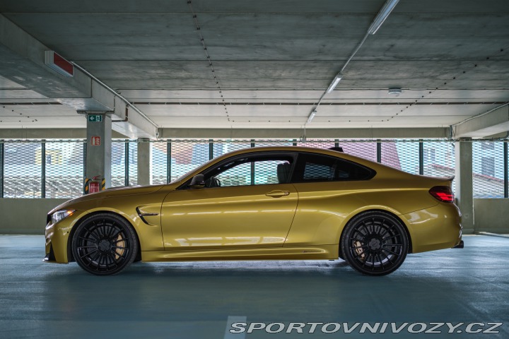 BMW M4 F82 Austin Yellow 2014