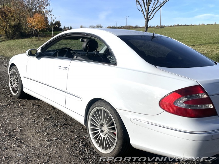 Mercedes-Benz CLK 500 2002